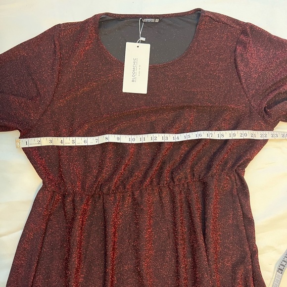 BloomChic Metallic Black/Red Dress, NWT, Size 18-20 - Picture 4 of 8